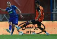 رافائل سیلوا ستاره خط دفاعی استقلال به تهران بازگشت