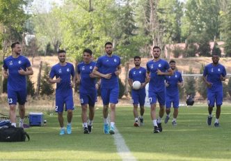 بازیکنان استقلال