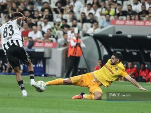 علی کریمی در کایسری اسپور