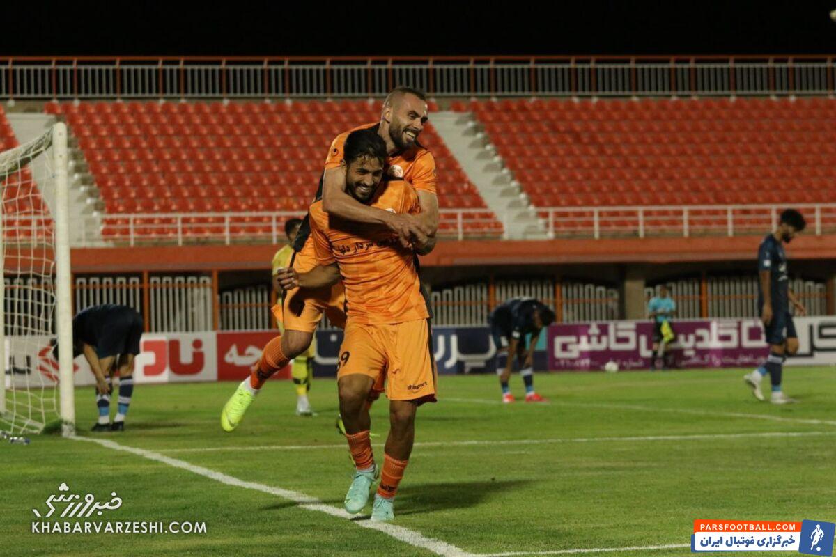 استقلال و مس کرمان