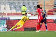 سید حسینی حسینی کاپیتان استقلال : در یک فرصت مناسب صحبت میکنم