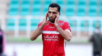 وحید امیری هافبک تیم ملی و پرسپولیس : دو هفته دیگر تمرینات گروهی را شروع میکنم