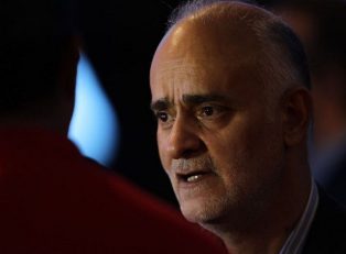 مهدی محمدنبی : کارلوس کی روش تمام بازیکنان تیم ملی را زیر نظر داشت ؛ وحید هاشمیان گزینه دوم فدراسیون است