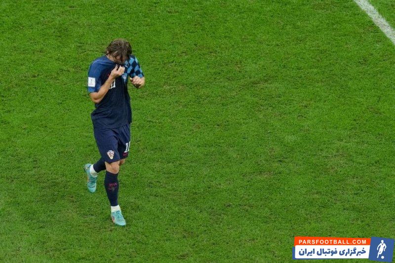 دلداری سرخیو آگوئرو به لوکا مودریچ در پایان دیدار آرژانتین و کرواسی