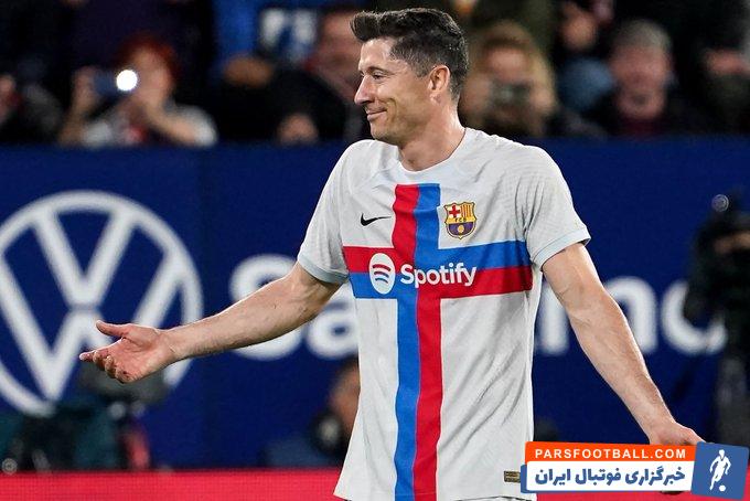 لواندوفسکی : داوران در حال کشتن لالیگا هستند