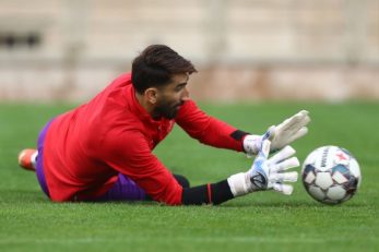 بیرانوند ؛ علیرضا بیرانوند به دنبال سومین کلین شیت آسیایی در دیدار با استقلال تاجیکستان