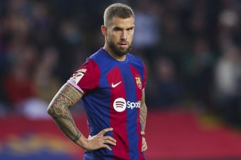 مارتینز، مدافع بارسا : ژاوی یک فوتبالیست درخشان بوده و حالا یک مربی عالی است