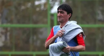 تیم ملی ؛ واکنش ناصر محمد خانی به گل پنالتی علیرضا جهانبخش به قطر