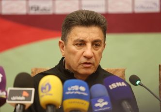 امیر قلعه‌ نویی : تغییرات باید با شیب ملایم پیش برود