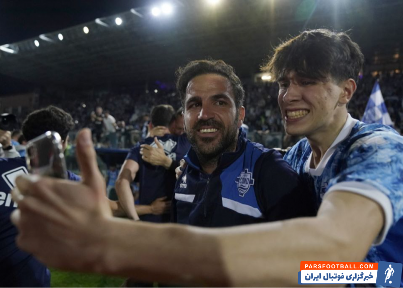 فابرگاس ؛ قرارداد چهار ساله فابرگاس با کومو