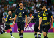 استقلال خوزستان ؛ پوستر سپاهان برای دیدار برابر استقلال خوزستان با تصویر انزونزی