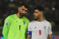 مهدی طارمی در حمایت از سردار آزمون پیراهن شباب الاهلی را بر تن کرد