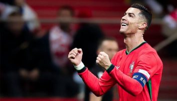 رونالدو ؛ برابری تعداد گل رونالدو در عدد 906 با مجموع گل های مارادونا و زلاتان