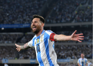 مسی ؛ سه گل و دو پاس گل لیونل مسی در دیدار آرژانتین برابر پرو