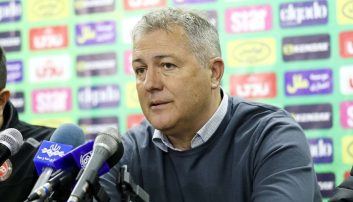 دراگان اسکوچیچ : تمامی بازیکنان آماده بازی با آلومینیوم اراک هستند