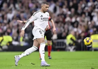 کیلیان امباپه، مهاجم رئال مادرید: رونالدو نصیحتهای زیادی به من میکند که به کارم امد