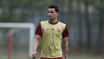 عیسی آل کثیر غایب دیدار استقلال مقابل تراکتور خواهد بود