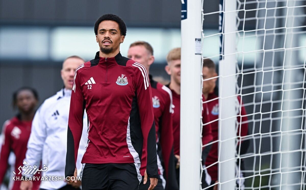 2118804_804-1 دلیل عدم توافق بازیکن ایرلندی با سرخها