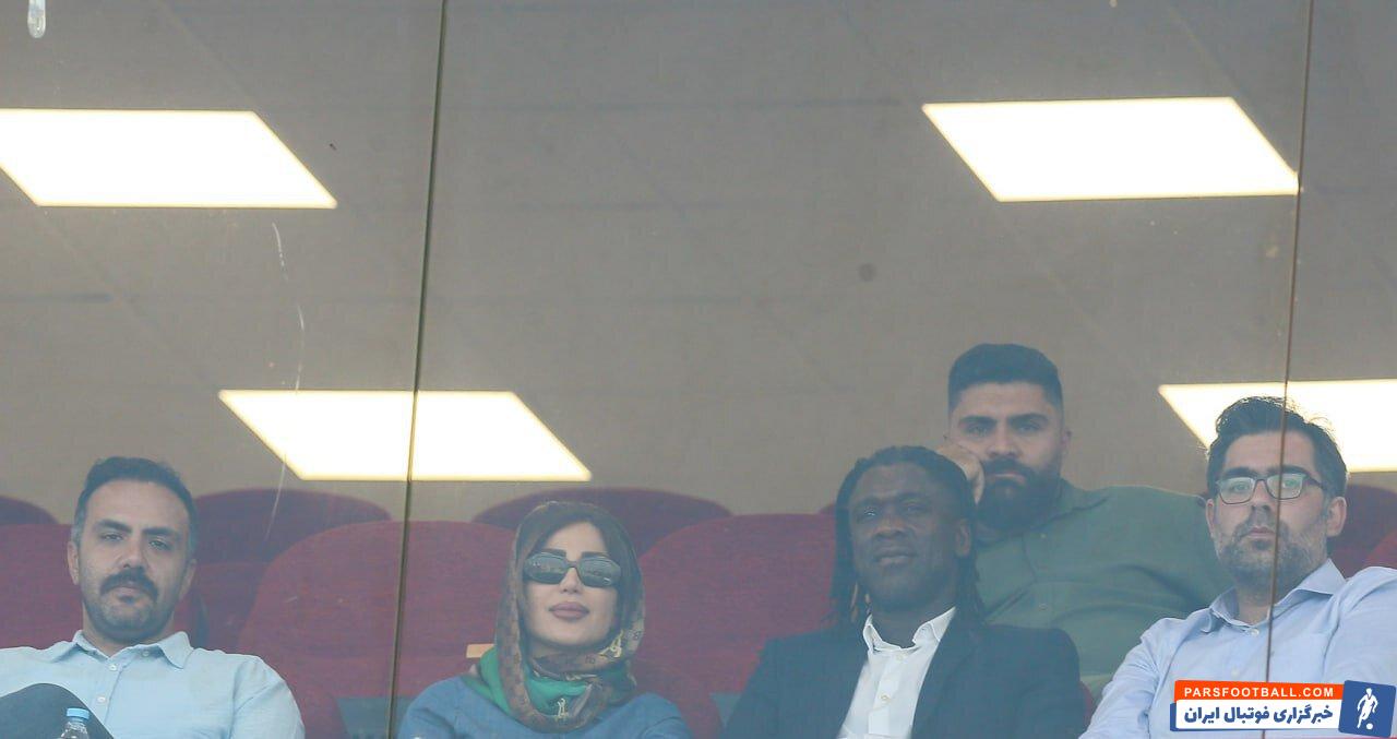 کلارنس سیدورف برای تماشای دیدار استقلال و پیکان راهی ورزشگاه شد