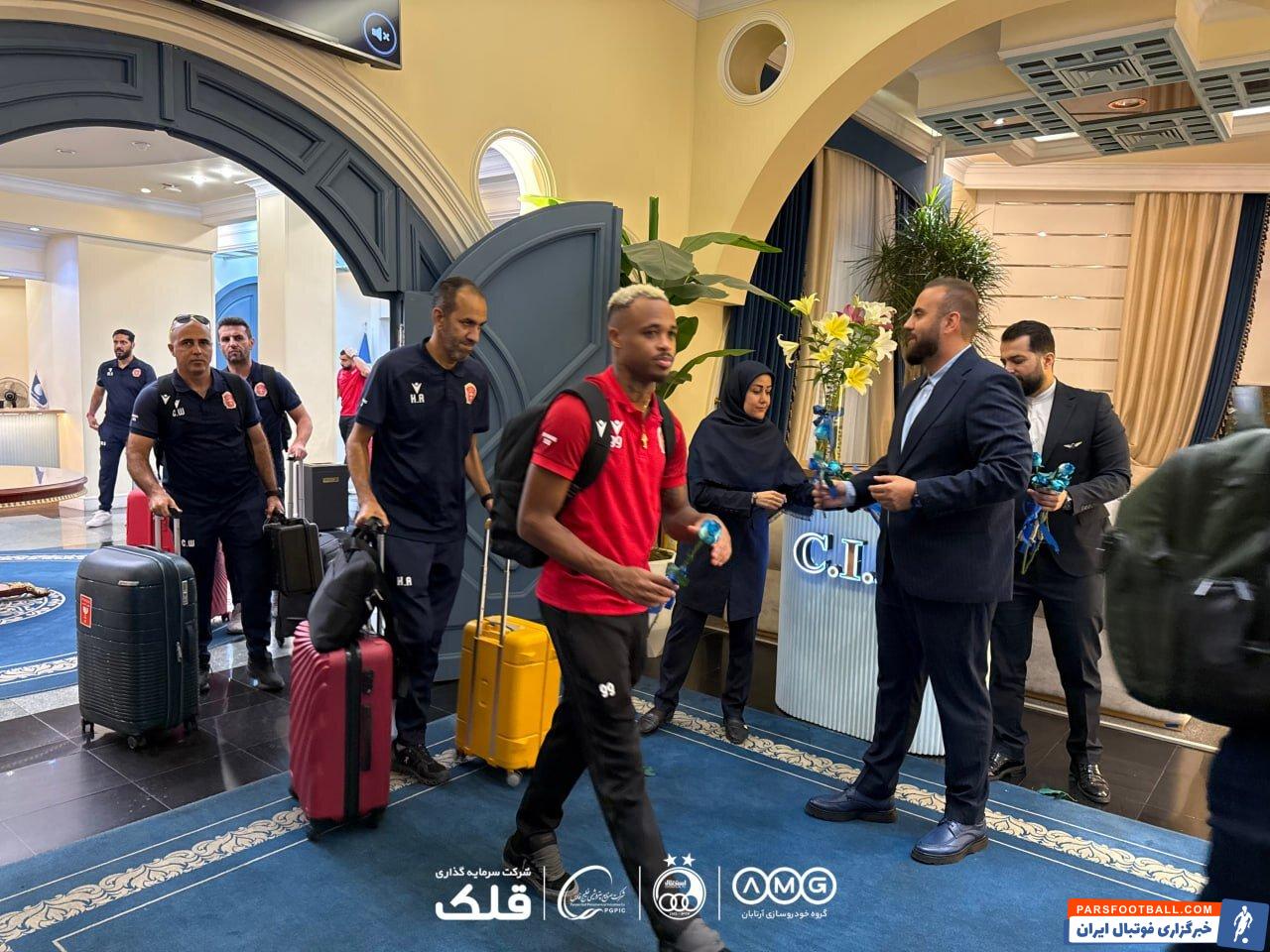 کاروان تیم المحرق بحرین برای دیدار با استقلال وارد تهران شد