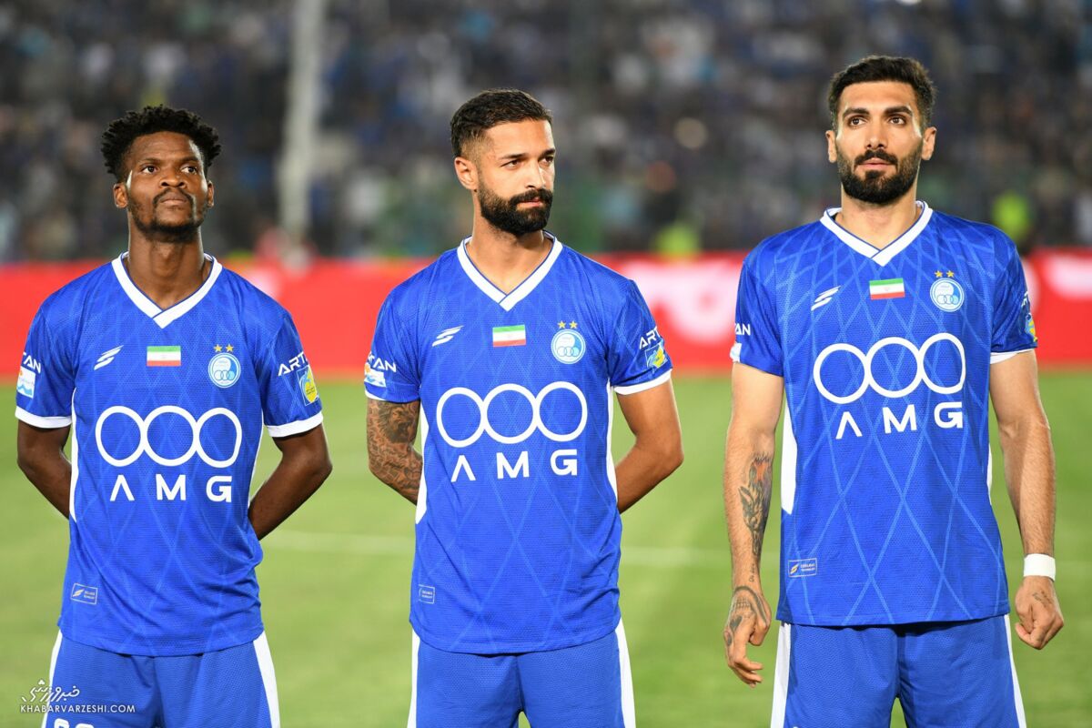 مدافعان استقلال