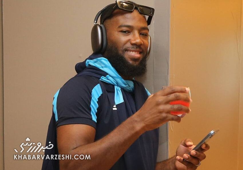 404221 داکنز نازون