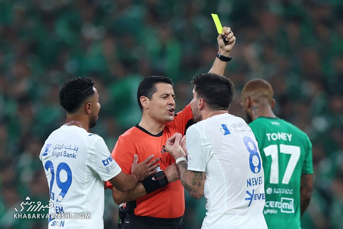 404663 قضاوت علیرضا فغانی در دیدار الاهلی - الهلال