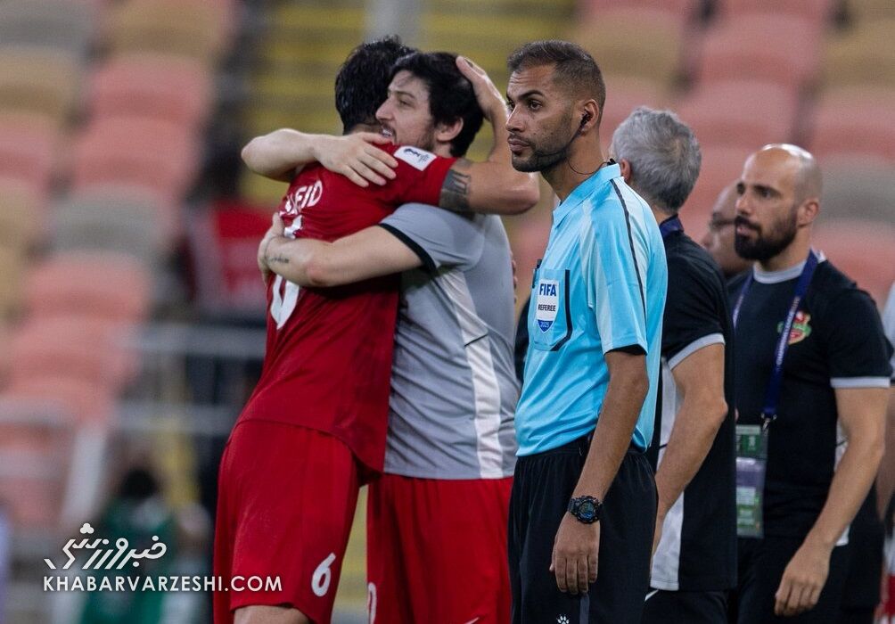 406025 آغوش باز یک ایرانی برای سعید عزتاللهی بعد از گلزنی/ شادی گل لژیونر ملیپوش در نخبگان تقسیم شد +عکس