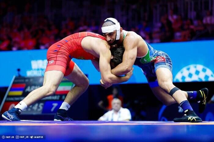 4503743 برای دانیال، شیرِ زخمی، فداکار و بیریا؛ آقای دبیر، لطفاً ۳ میلیارد