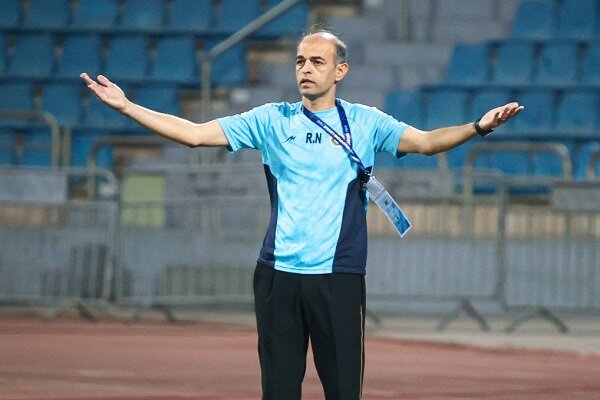 بدترین شروع زردهای اصفهان در ۵ فصل/ «شیشه» عمر نویدکیا در دست تراکتور!