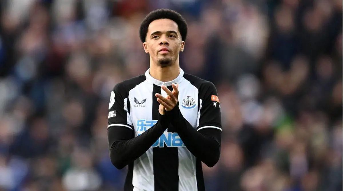 جمال لوئیس ستاره پیشین نیوکاسل در راه پرسپولیس