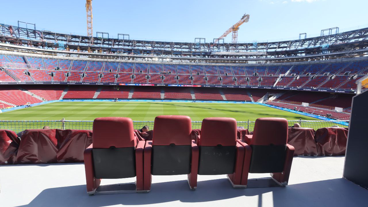 g1hn2-cxmai6wgs استادیوم اسپاتیفای نیوکمپ - ورزشگاه خانگی بارسلونا