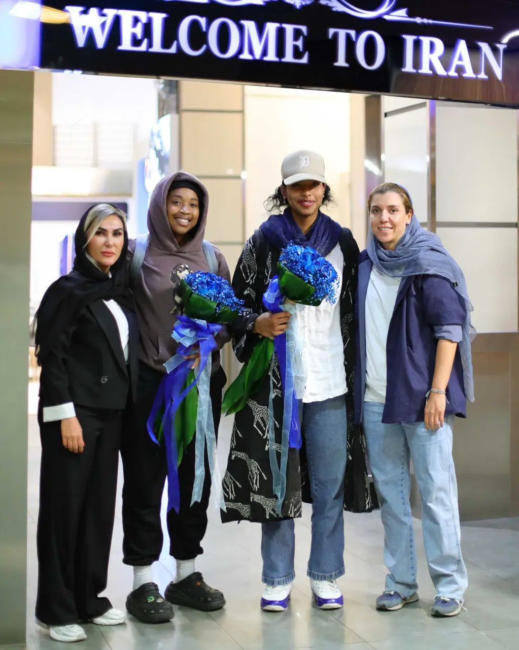 img_20250928_072216_005 ستارههای آمریکایی استقلال وارد تهران شدند (عکس)