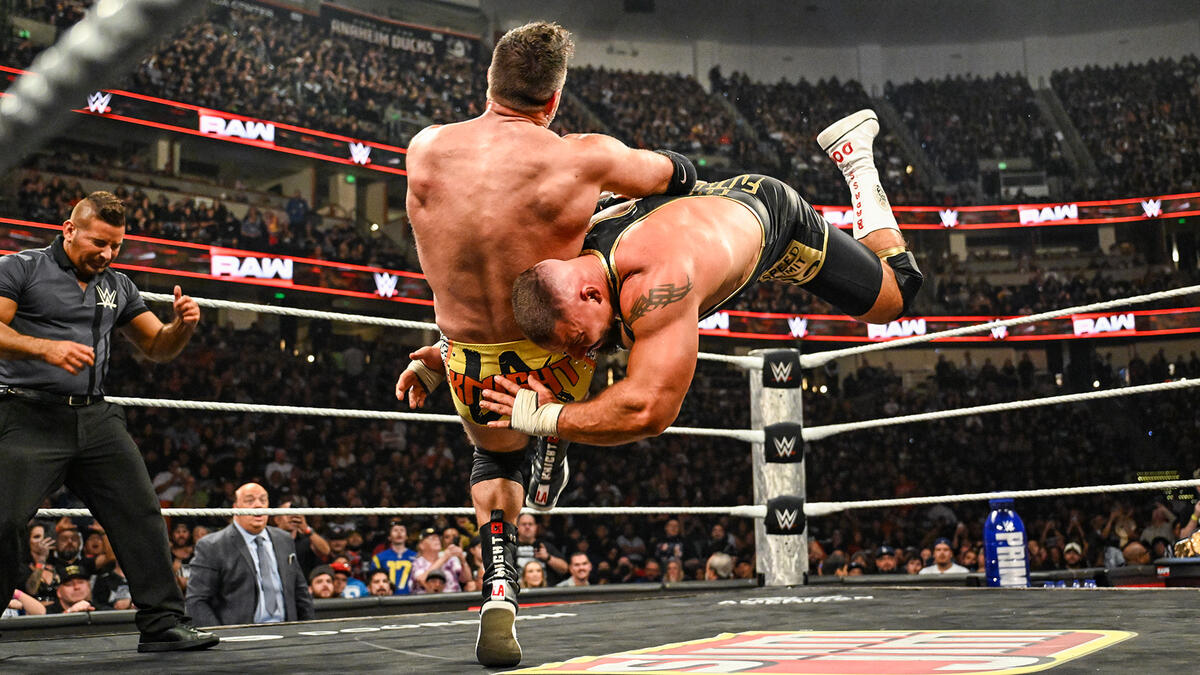 056_raw_10272025mm_27895 کشتی کج