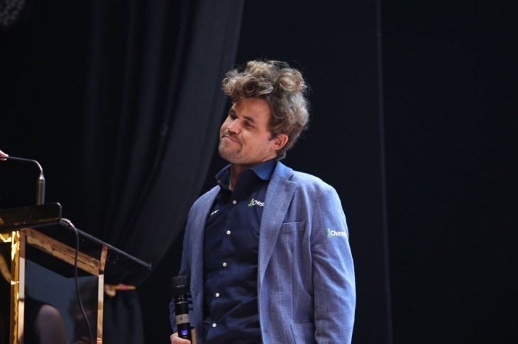 14040231121539549329228810 شطرنج ,