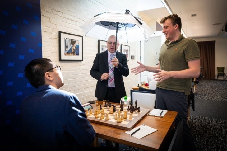 1404072308412735343533510 شطرنج ,