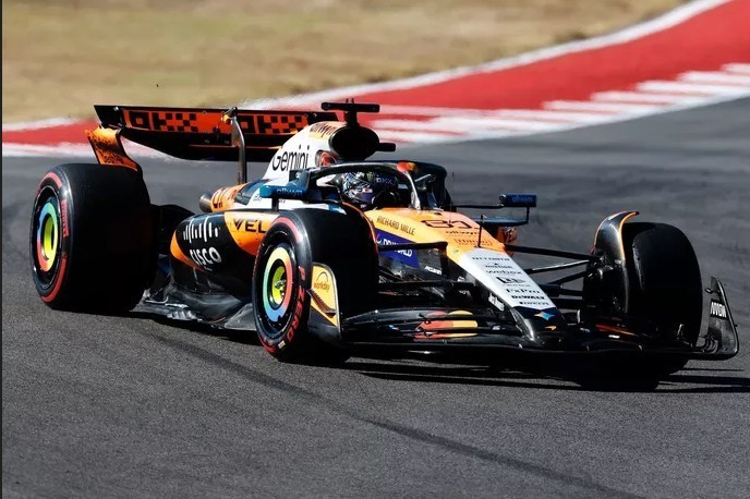 1404072808550118344065910 اتومبیلرانی فرمول یک ,