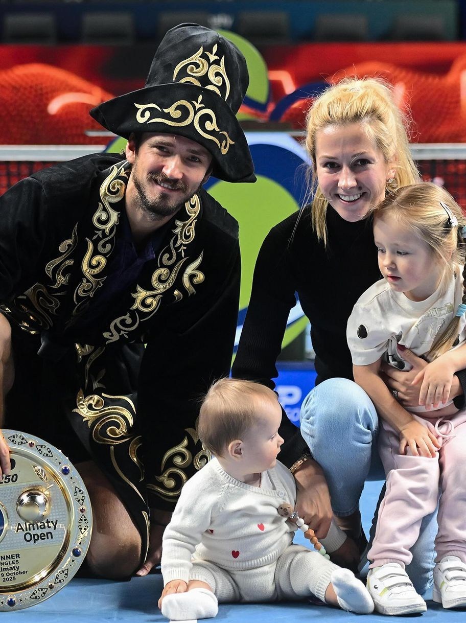 14040728091026360344067910 تنیس ,