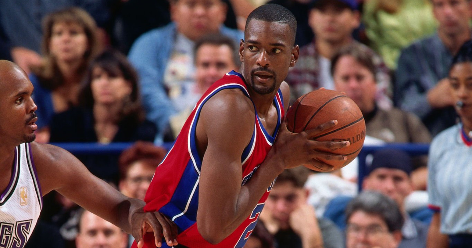 2025-10-28_010248 استیسی اوگمون در دترویت پیستونز