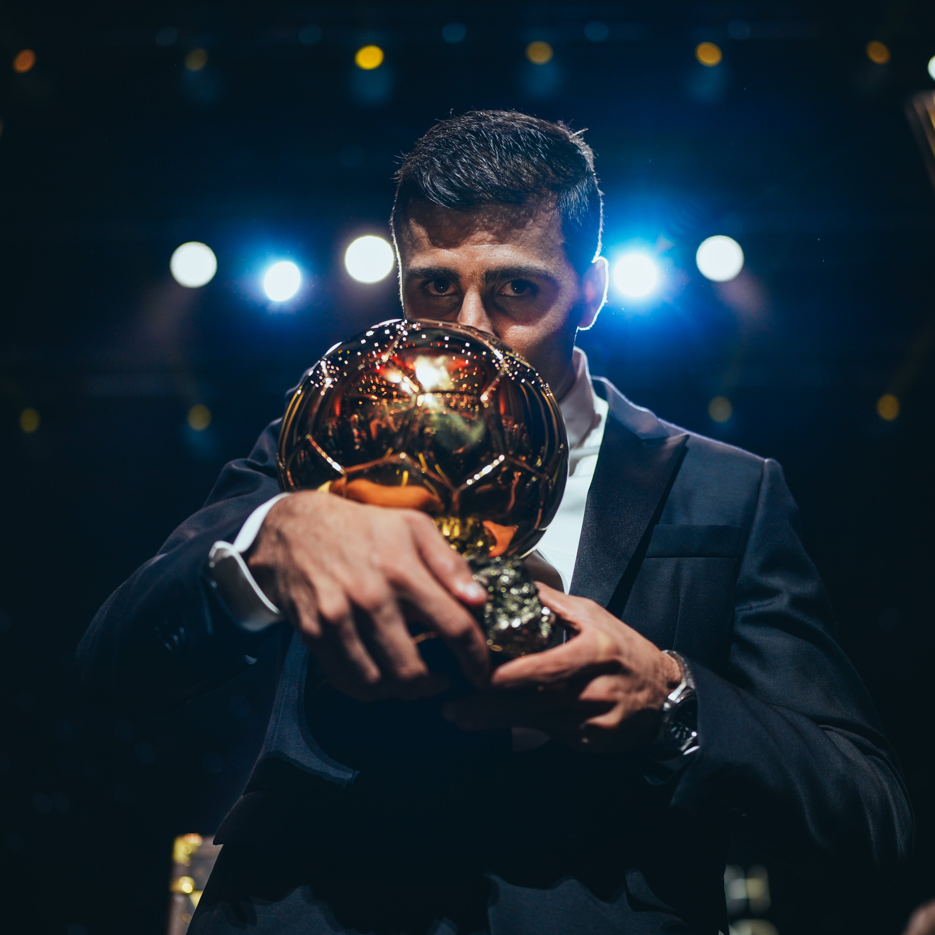 20251028_151832 سالگرد کسب توپ طلای ۲۰۲۴ توسط رودری