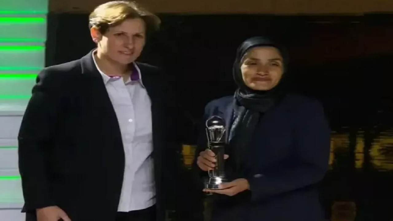 مرضیه جعفری بهترین مربی زن آسیا ۲۰۲۵ مرضیه جعفری بهترین مربی زن آسیا ۲۰۲۵