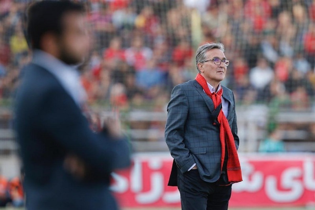 دو سکانس پیشروی وحید هاشمیان با اخراج اوسمار ویرا؛ پرواز یا سقوط هلیکوپترِ پرسپولیس؟ دو سکانس پیشروی وحید هاشمیان با اخراج اوسمار ویرا؛ پرواز یا سقوط هلیکوپترِ پرسپولیس؟