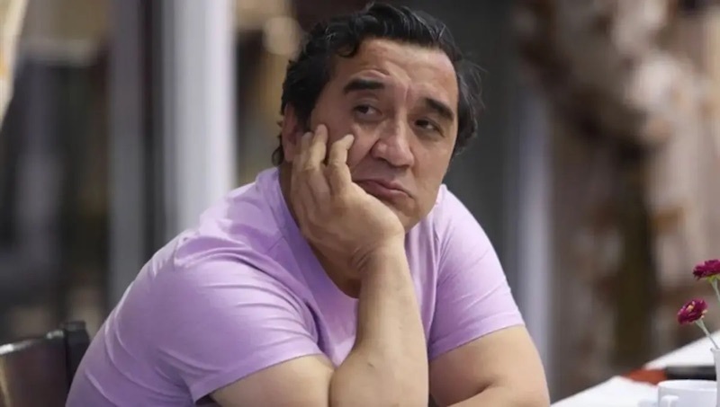 2130807_219-1 انتقاد تند خداداد عزیزی از تاکتیک تیم ملی