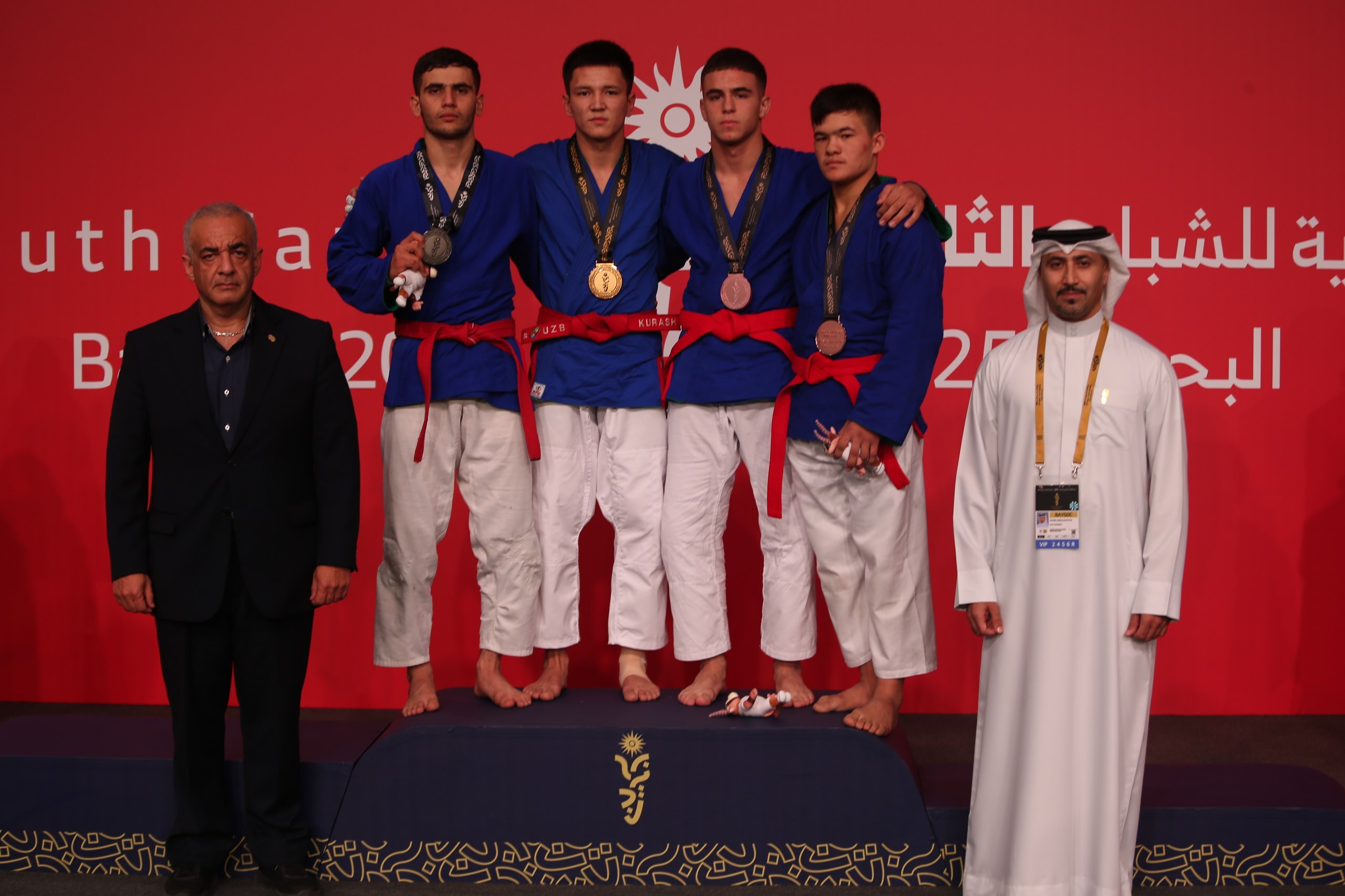 2136886_952-1 پرونده کوراش با دو نقره و دو برنز بسته شد