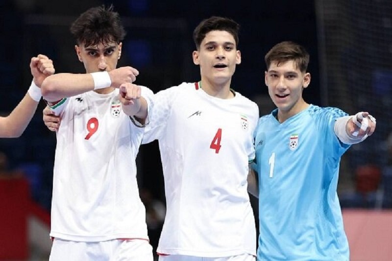 2143354_275-1 تیم ملی فوتسال ایران با جشنواره گل به فینال صعود کرد