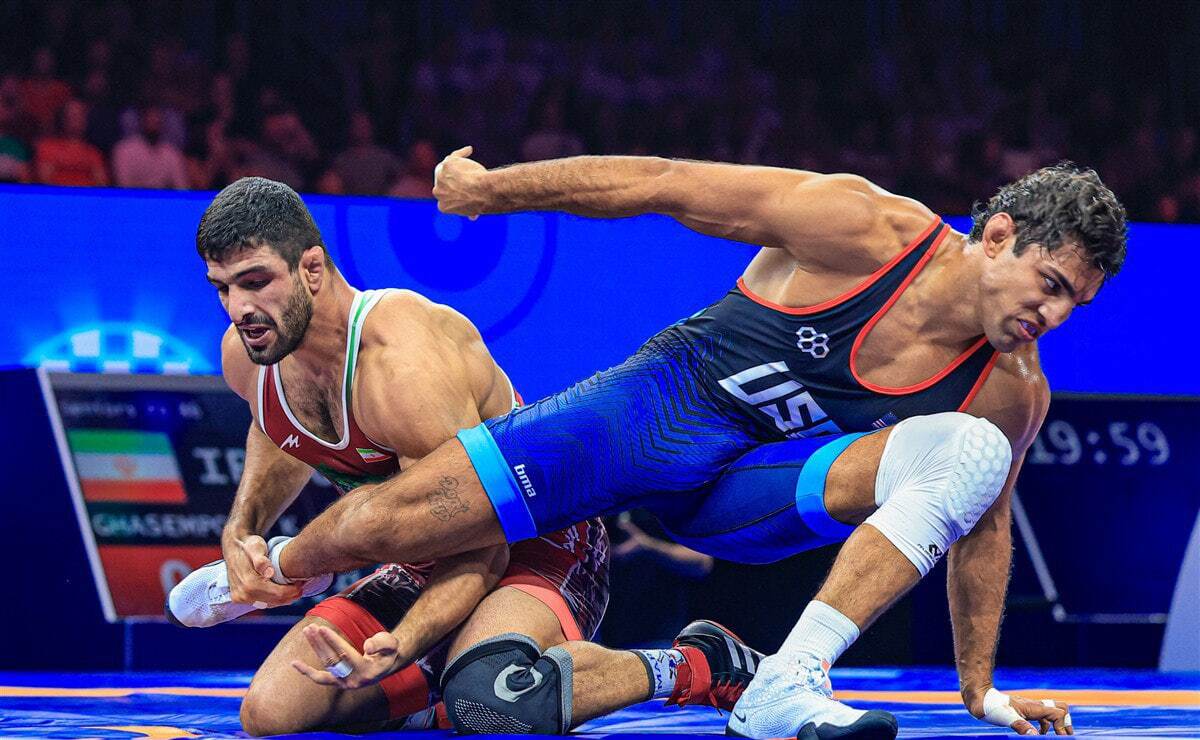 کامران قاسمپور: شناخت بهتری از نحوه کشتیگرفتن در این وزن، بهویژه برابر حریفان روس و آمریکایی دارم+ فیلم کامران قاسمپور: شناخت بهتری از نحوه کشتیگرفتن در این وزن، بهویژه برابر حریفان روس و آمریکایی دارم+ فیلم