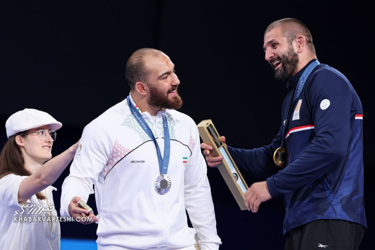 345832 امیر حسین زارع