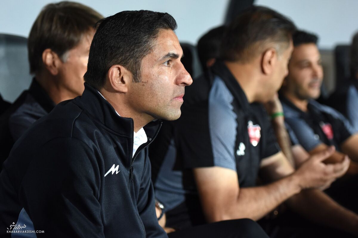 سرمربی پرسپولیس