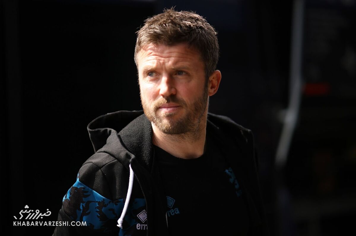 406081 مایکل کریک