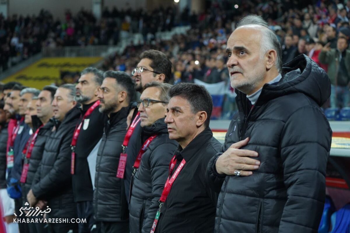 407262 ایران - روسیه در حد جام جهانی!/ نمایش شگفتانگیز با لباسهای غولپیکر +عکس و فیلم